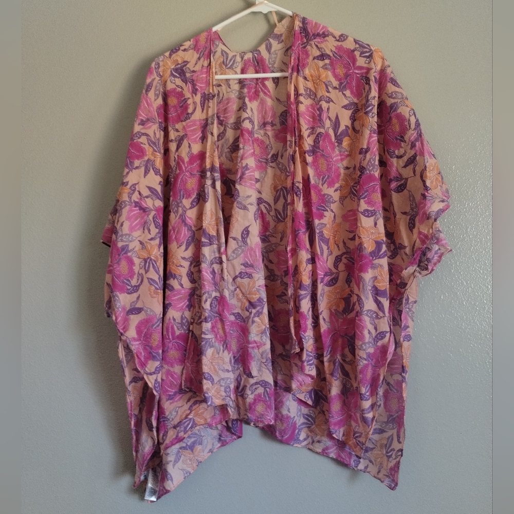 Old Navy Floral Kimono in Pink and Purple
